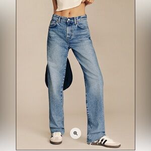 Val 90s Mid Rise Straight Jeans